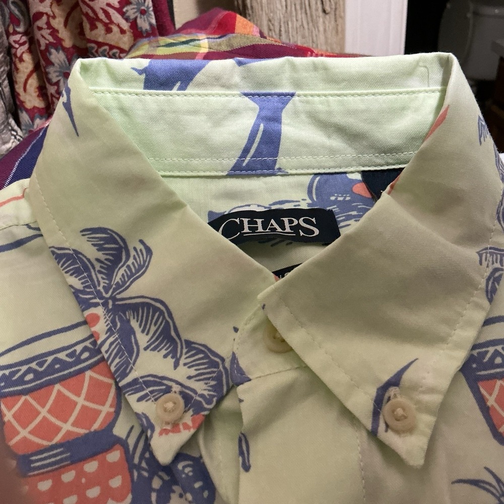 Chaps Men Short Sleeve Go Untucked M Hawaiian Button Down Shirt PalmTrees Bongos